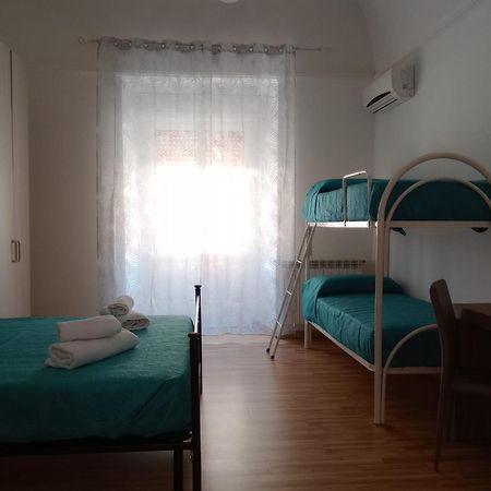 Sweet Home Tra I Due Mari Таранто Екстериор снимка